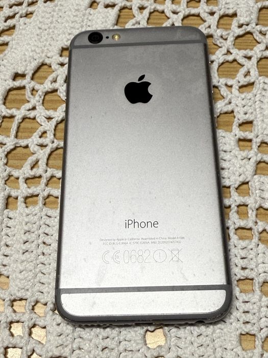 Apple iPhone 6 16GB Cinzento - Livre