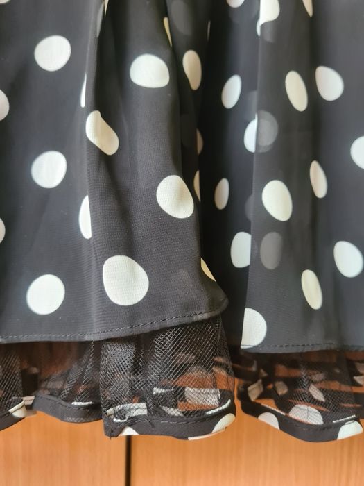 Sukienka midi czarna w białe kropki na ramiączkach r.36"Swing"nowa