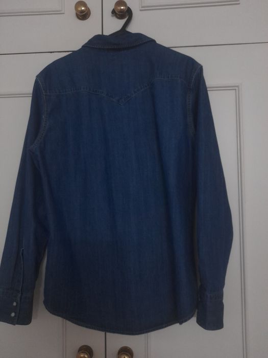 Camisa Levi's unissexo -Tamanho M