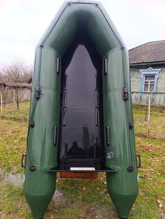 лодка  Storm - STM 300
