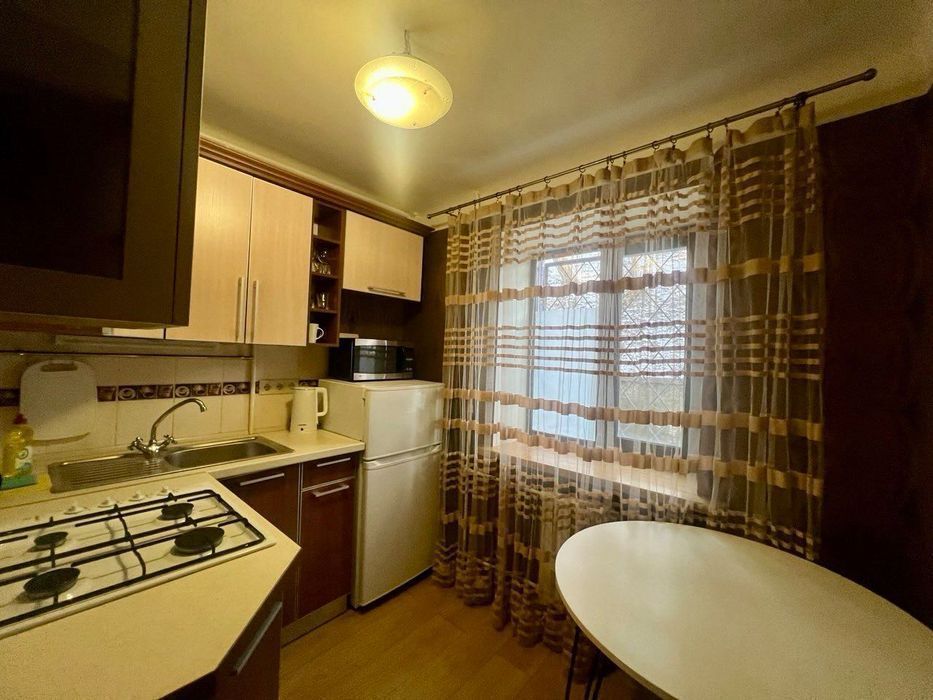 1к Печерський Узвіз 11 метро Кловська 3 хв квартира Подобово Парус