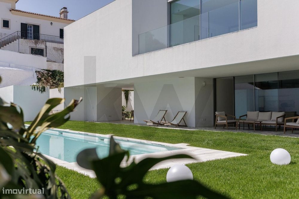 Magnífica Moradia T5 de Luxo no Estoril – Villa Angelina | Assinatura