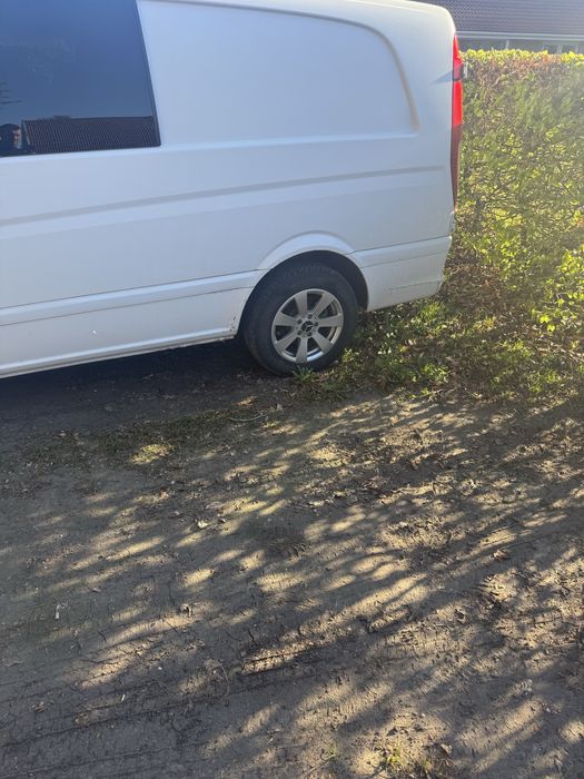 Mercedes Benz vito