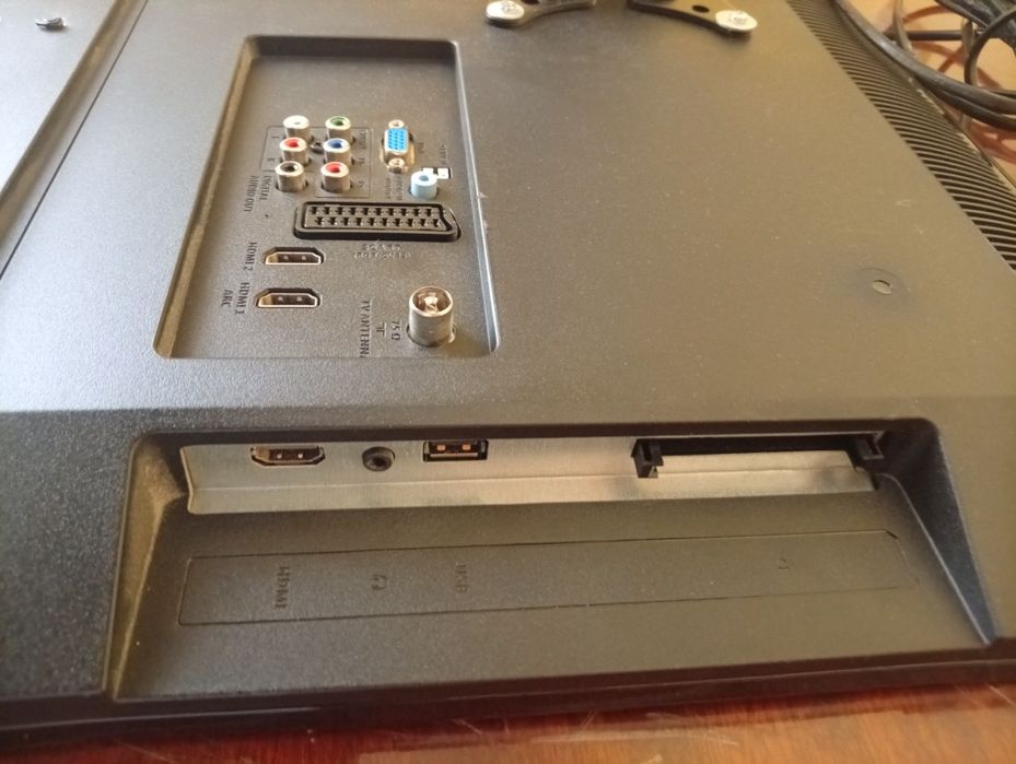 Телевізор PHILIPS    .