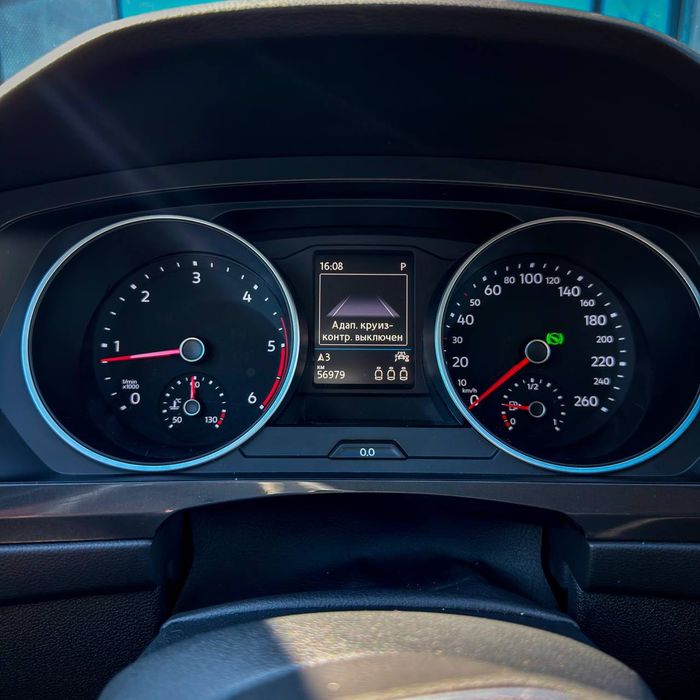 Volkswagen Tiguan 2021р, 2.0 дизель, пробіг 57 тис.км.