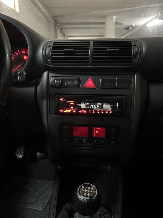 Audi A3 1.8 125cv  Gasolina/GPL