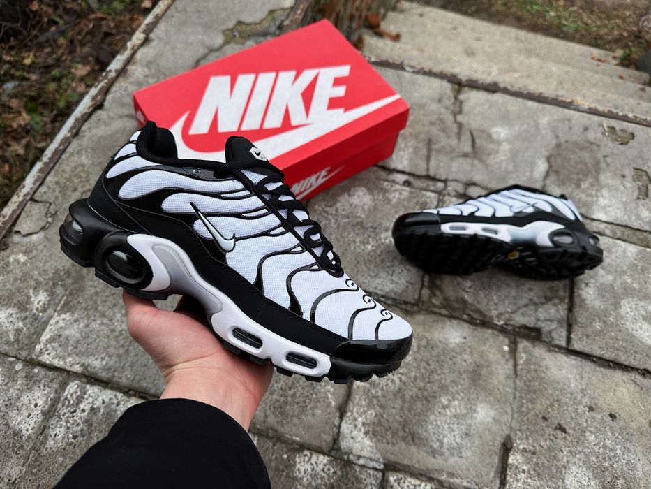 Кроссовки унисекс Nike Air Max Plus TN (8 цветов) размеры 36-46