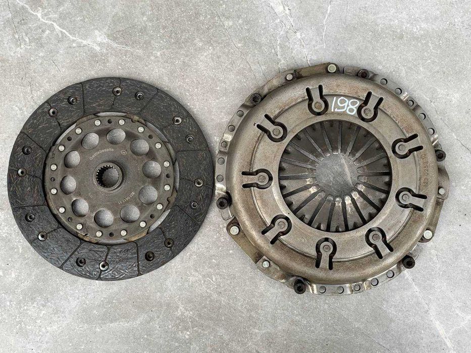 Комплект зчеплення Демпфер VW Passat B5 Audi A4 B5 B6 A6 C5 1.9 TDI