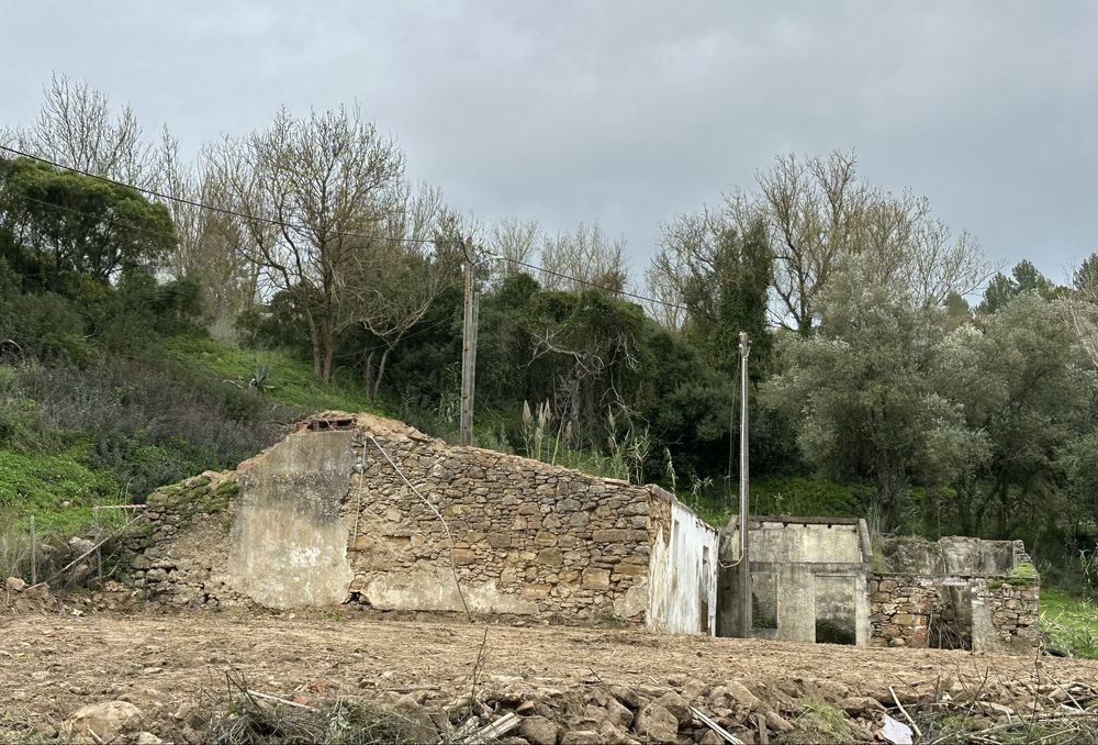 Moradia unifamiliar para reconstrução