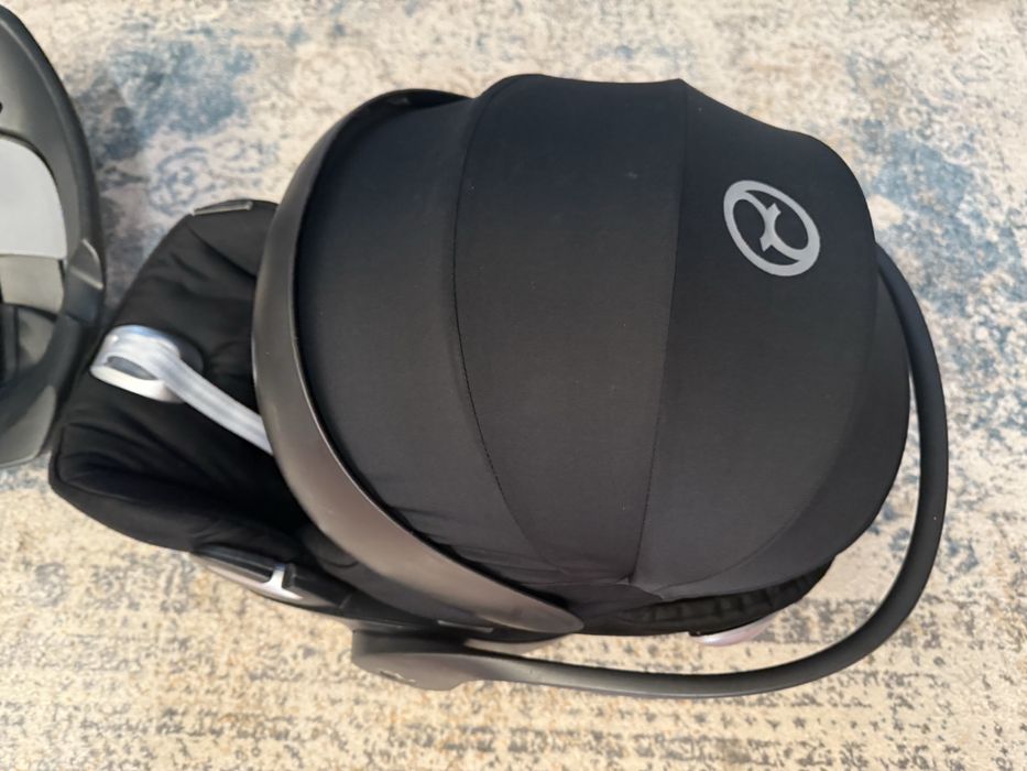 Cadeira Auto Cybex Cloud Q Platinum + Base Isofix