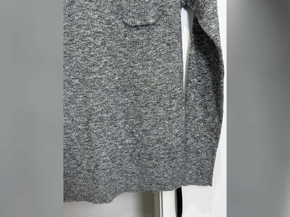 Sweter męski szary gładki, fason regularny, kieszonka na piersi S