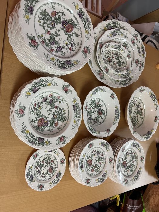 Servico royal doulton Sherbrooke