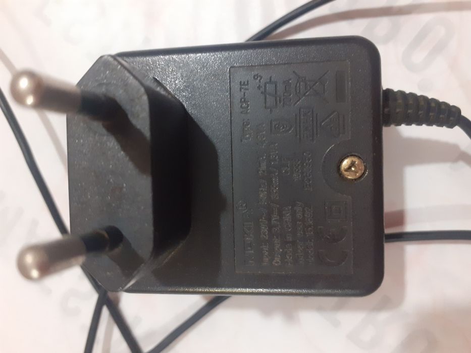 Продам зарядку для Нокиа 3310