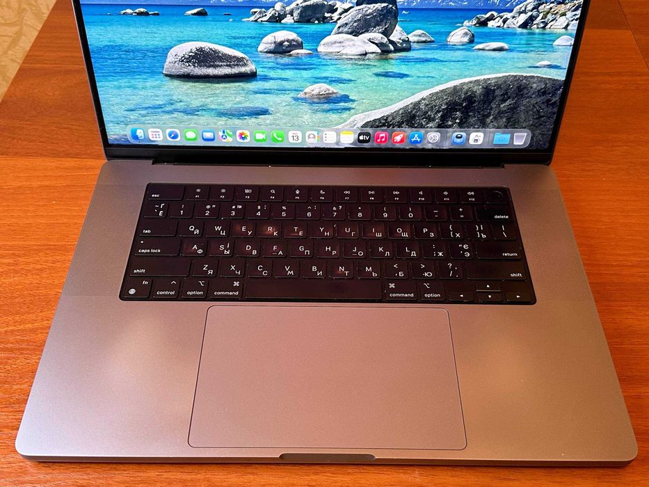 Macbook Pro 16 M1 PRO 32 512