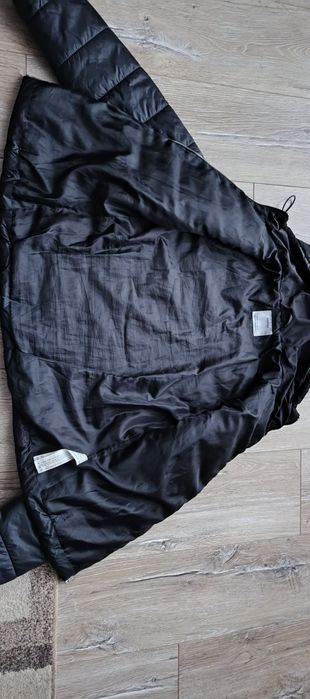 Kurtka damska M Bershka czarna zimowa młodzieżowa