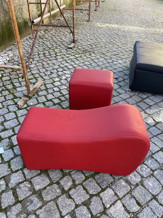 Conjunto de Puff/sofá com apoio