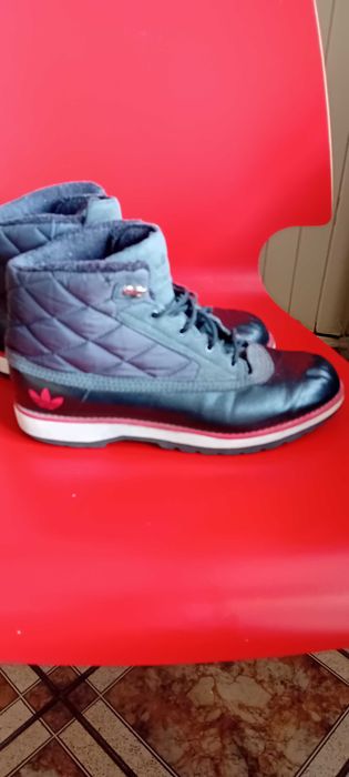 Buty zimowe damskie firmy adidas r 39