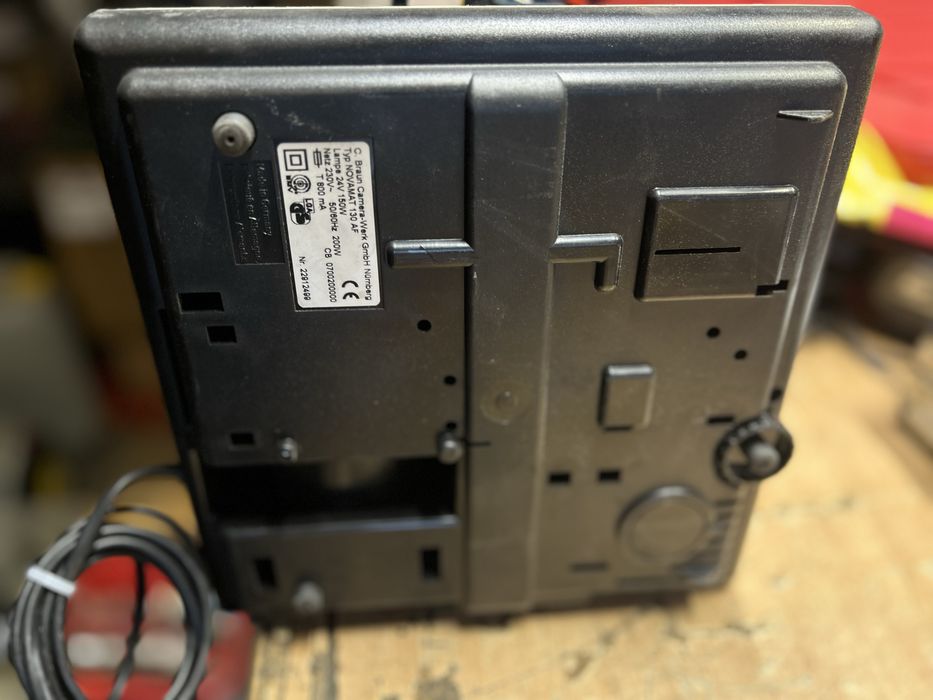 Projektor lampowy Novamat 130 AF