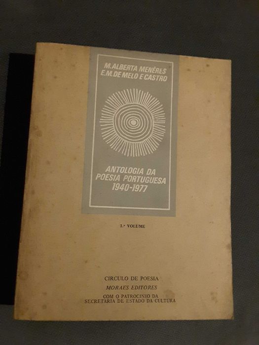 L´Univers Pessoa / Antologia da Poesia Portuguesa 1940/1977