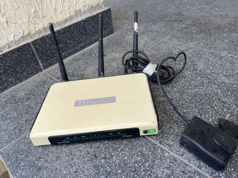 Продаю Роутер маршрутизатор TL-WR941ND