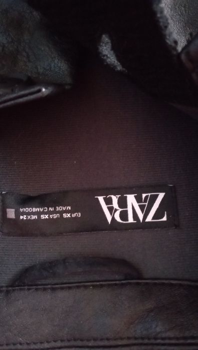 Жіноча тепла вільветова сорочка ZARA зі вставками з еко шкіри.