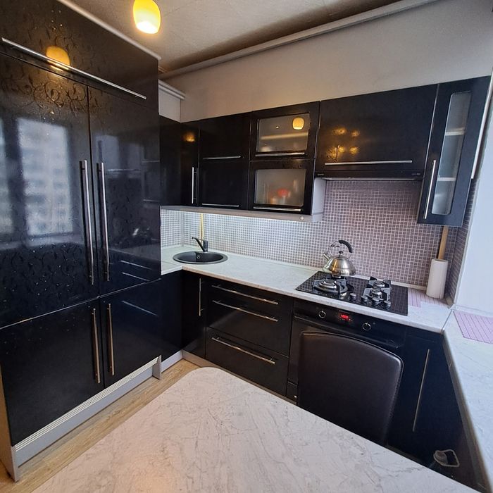 Продаж 1-кім.кв Центр Ремонт Меблі Техніка