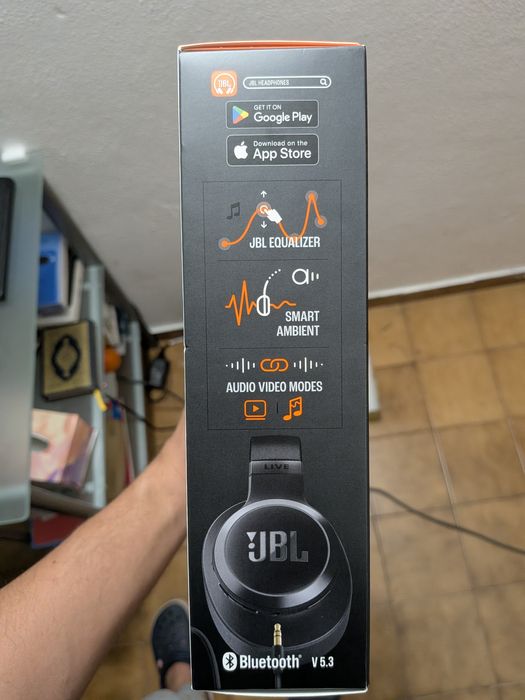 JBL Live 770 NC.