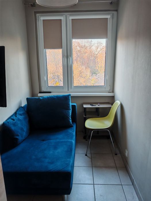 wynajme pokój w 4 pokojowym mieszkaniu