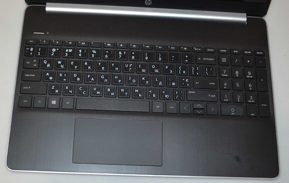 HP Pavilion 15-dy1751ms \ touch \ i5 \ 8Gb \ SSD 512Gb