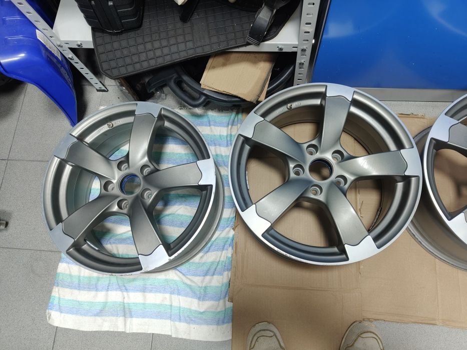 Zamienię Felgi aluminiowe
