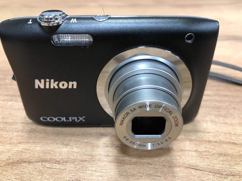 Фотоаппарат Nikon Coolpix A100 Black б/у цифровая компактная камера карта памяти