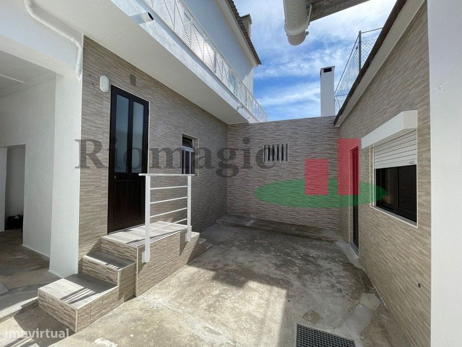 Andar de Moradia T2 Rio Maior***RIOMAGIC***