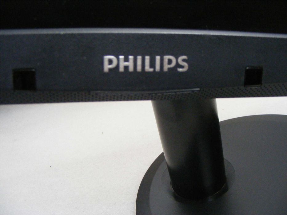 Monitor Philips 231B4LPYCB 23" FHD