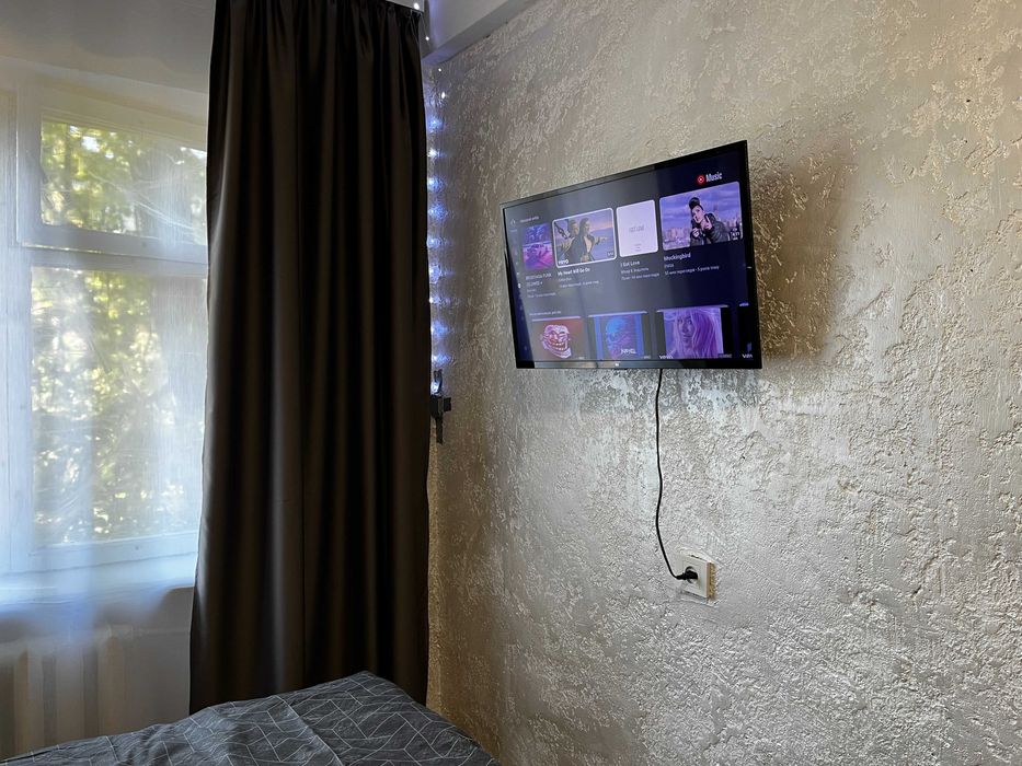 Подобово 1 поверх СВІТЛА посуточно квартира Слов'янськ