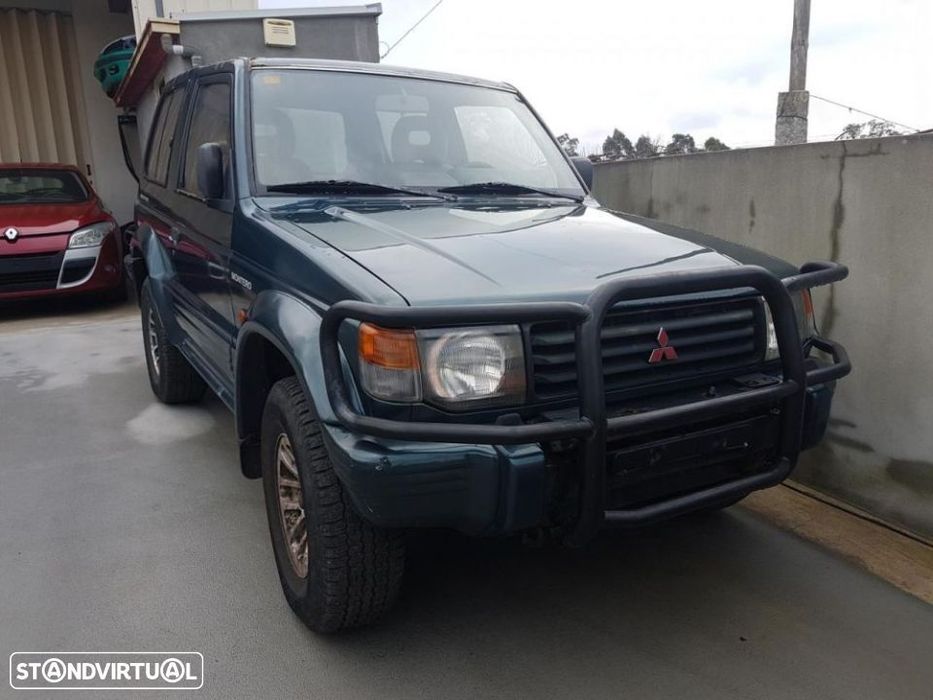 Mitsubishi Pajero 2.5Td para peças