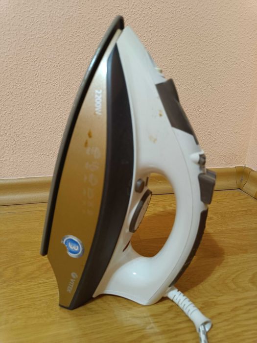 Праска Vitek VT-1209