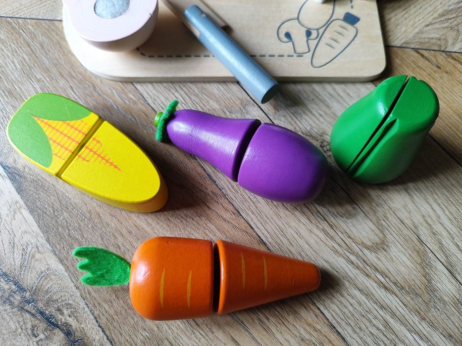 Warzywa do krojenia na rzepy drewniane