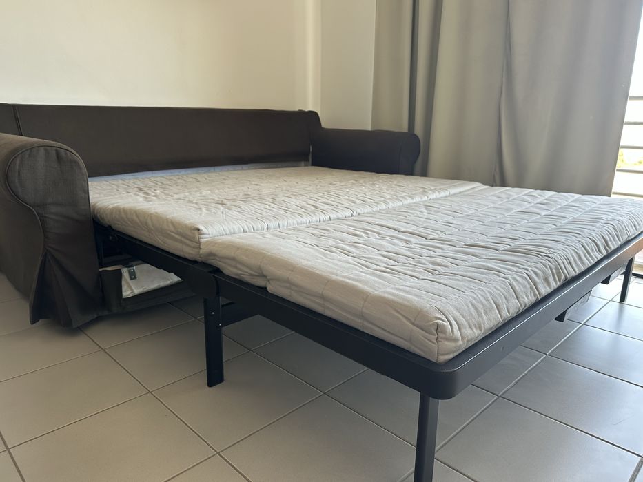 Sofa cama 3 lugares castanho