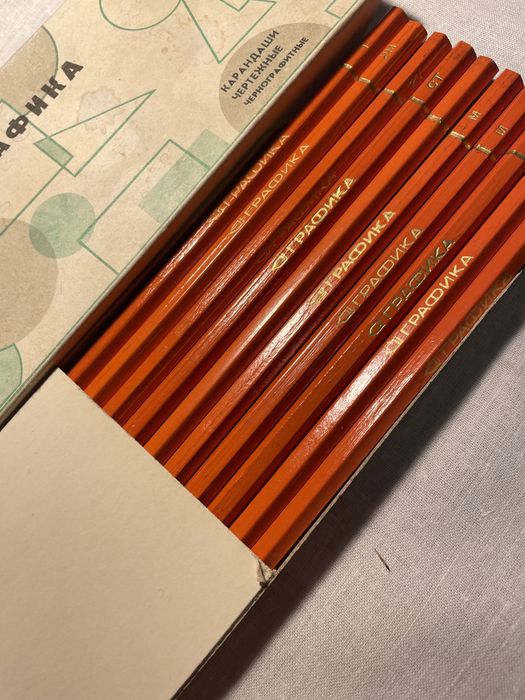 Карандаши чертежные