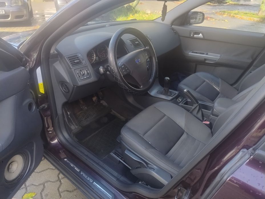Sprzedam Volvo V50 1.8 benzyna