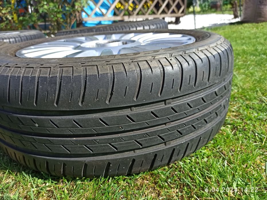 Koła alufelgi fiat 500 opony letnie 15