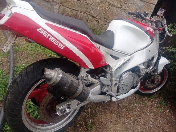 Yamaha Fzr 1000 para venda