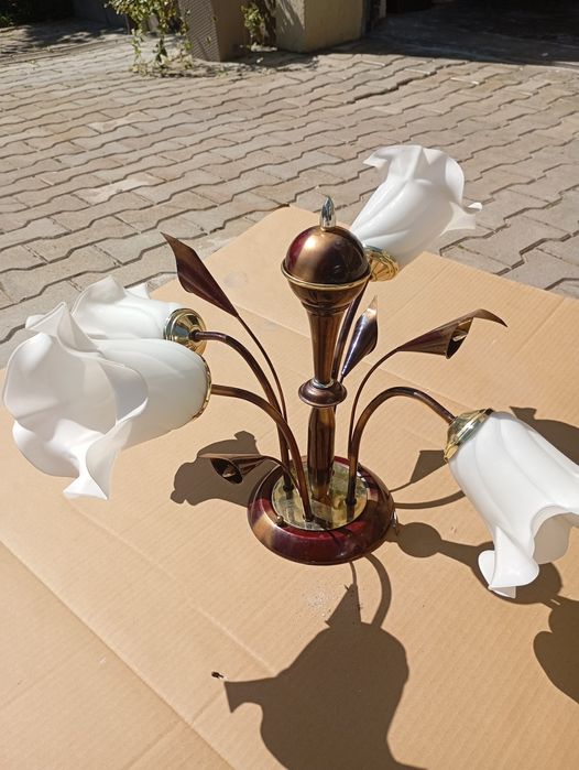 Люстра світильник