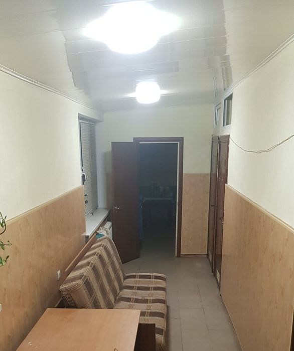 Здаю ліжко місце кімната під ключ для 2-3  чол