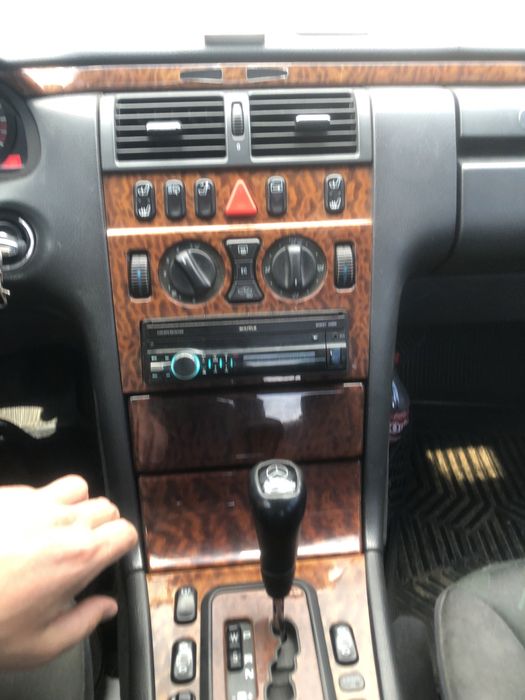 Продаж Mercedes W210 E280