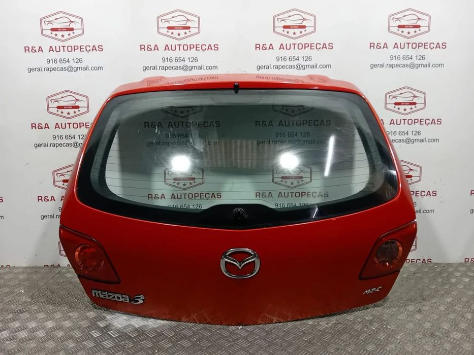 Tampa da Mala Mazda 3 ( BK )