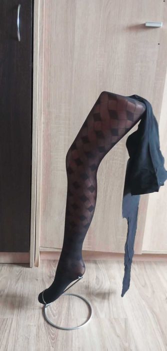 Rajstopy nr 20 wzór kratka.