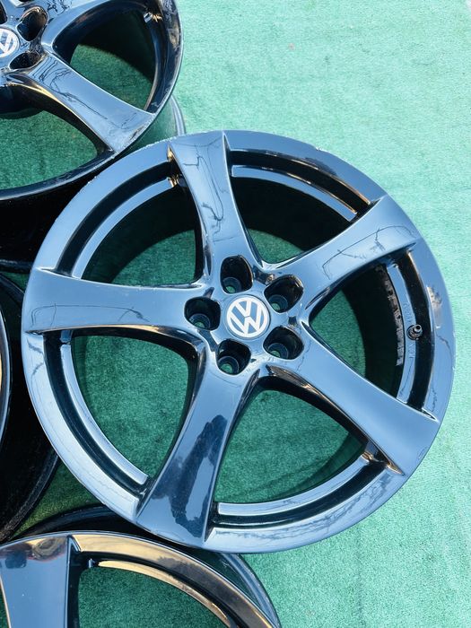 Диски 5/112 R18 VW Skoda Audi 8J ET-35 з датчиками тиску