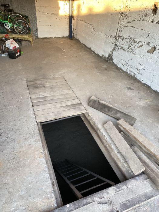 Продам Гараж з ямою литий Кривий Ріг