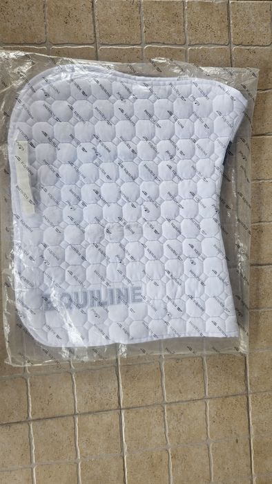 Suador branco Equiline